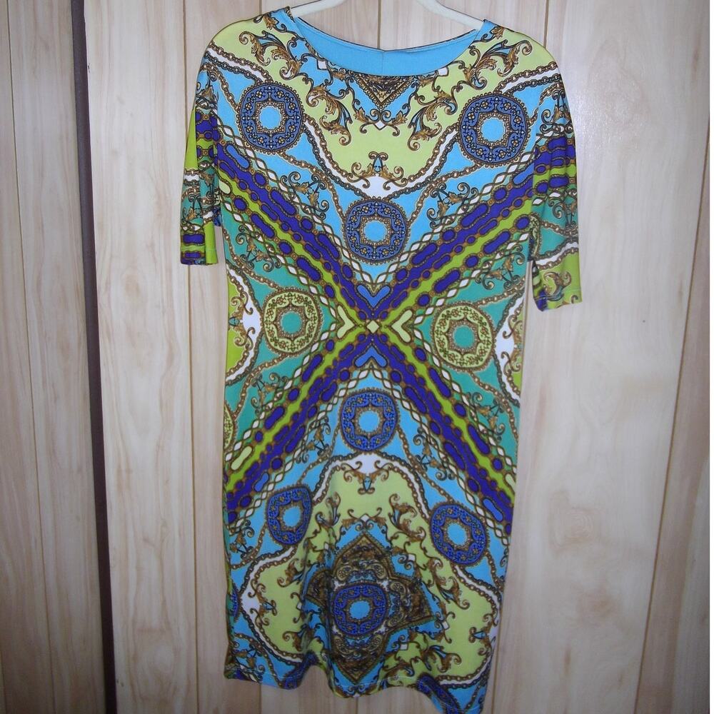 Ronni Nicole Ornate Round Neck Short Sleeve Lined Sheath Midi Dress